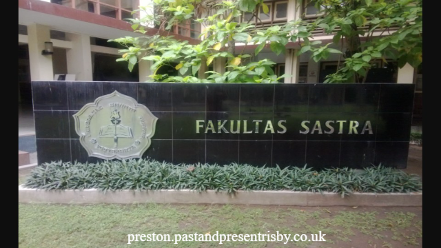 Daftar Universitas yang Ada Jurusan Sastra Inggris di Indonesia